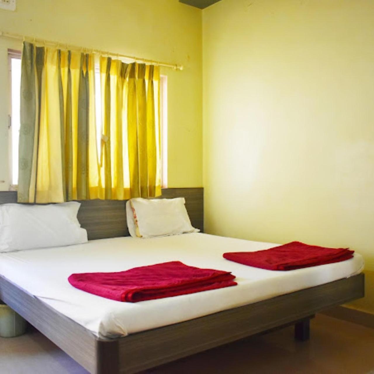 Hotel Anjali Palace بهوي المظهر الخارجي الصورة